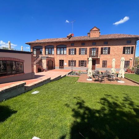 Bed and Breakfast Cascina La Badia Montegrosso dʼAsti Exterior foto